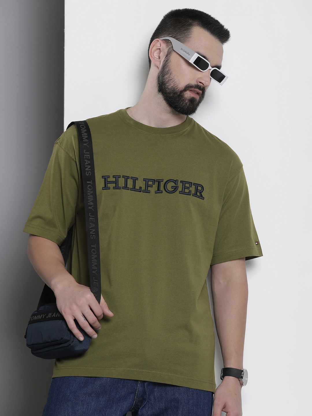 

Tommy Hilfiger Pure Cotton Archive Fit Embroidered Drop-Shoulder Sleeves Casual T-shirt, Green