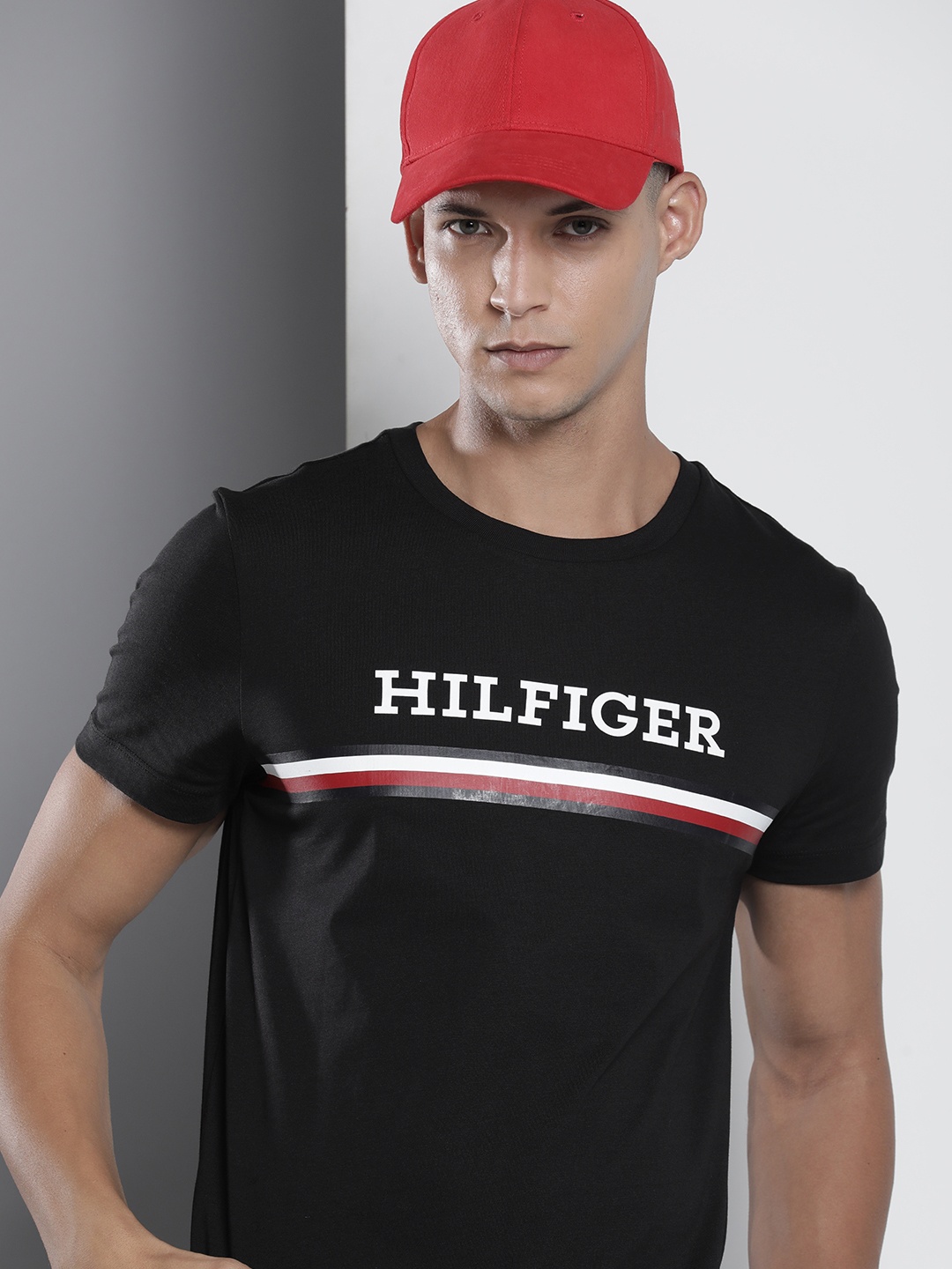 

Tommy Hilfiger Brand Logo Printed Pure Cotton Slim Fit T-shirt, Black