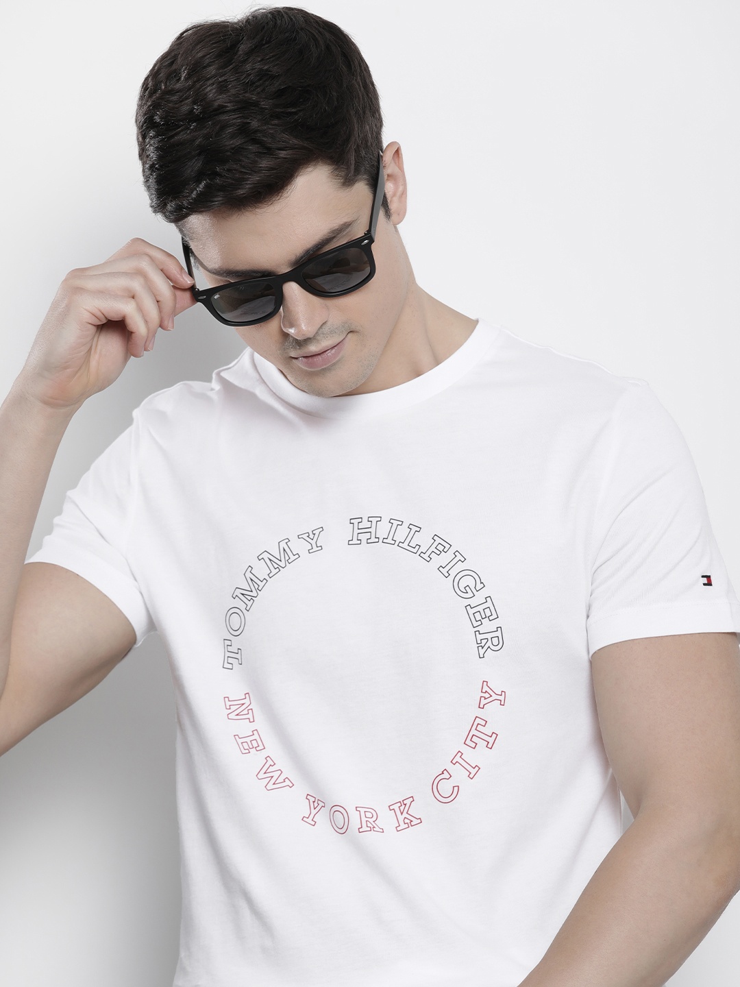 

Tommy Hilfiger Brand Logo Printed Pure Cotton Slim Fit T-shirt, White