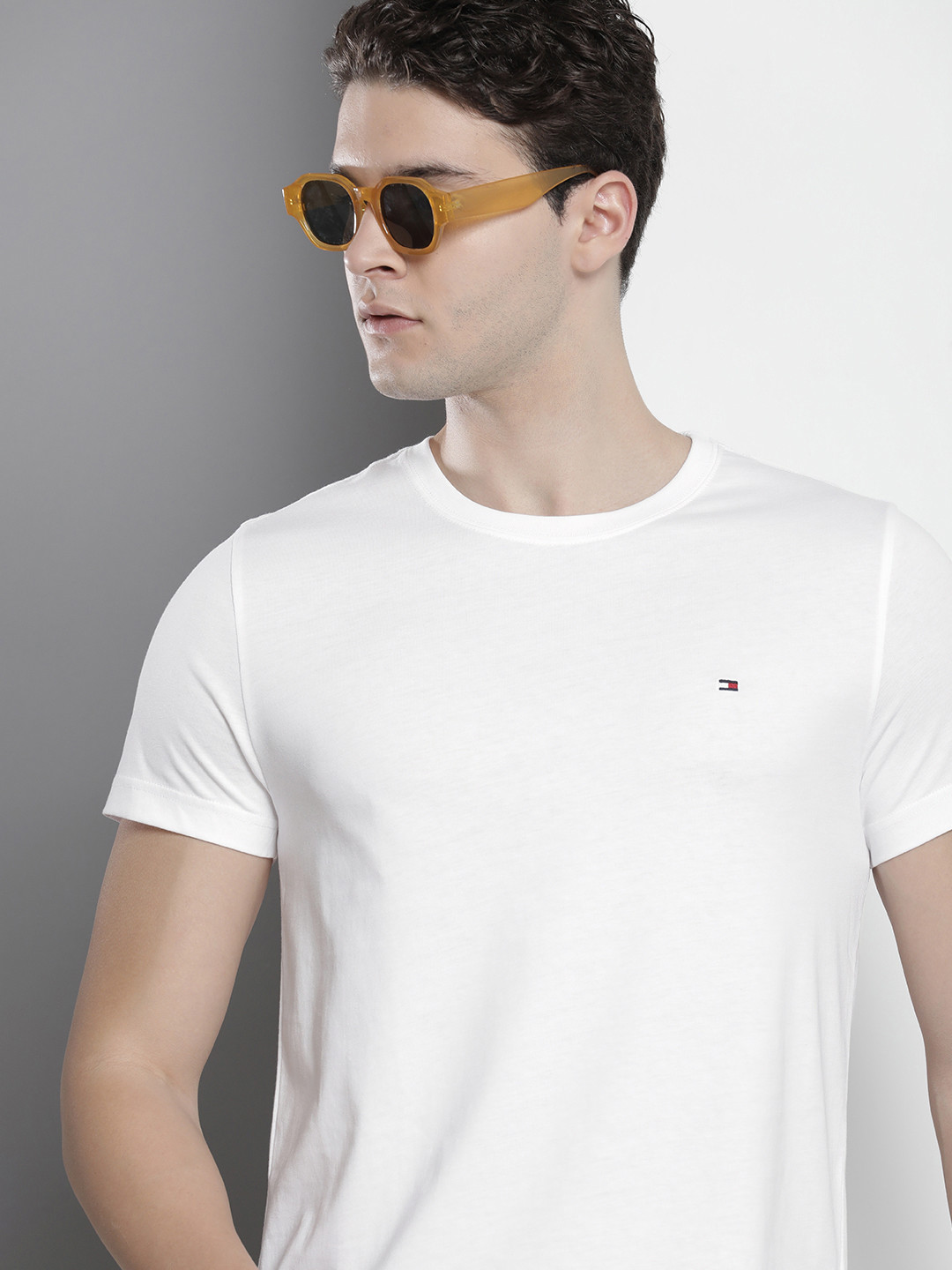 

Tommy Hilfiger Pure Cotton Slim Fit Casual T-shirt, White