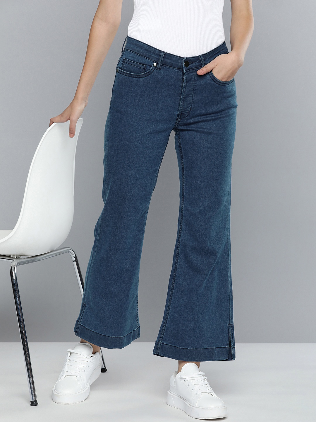 

Mast & Harbour Women Mid-Rise Wide Leg Jeans, Blue