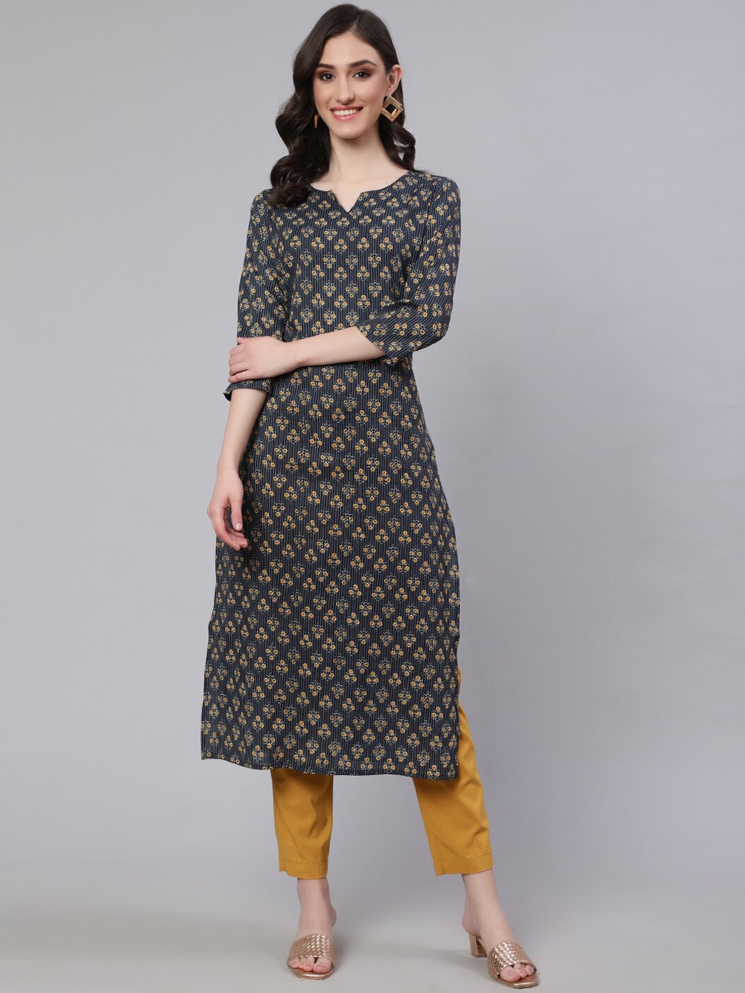 

Nayo Ethnic Motifs Printed Straight Kurta, Black