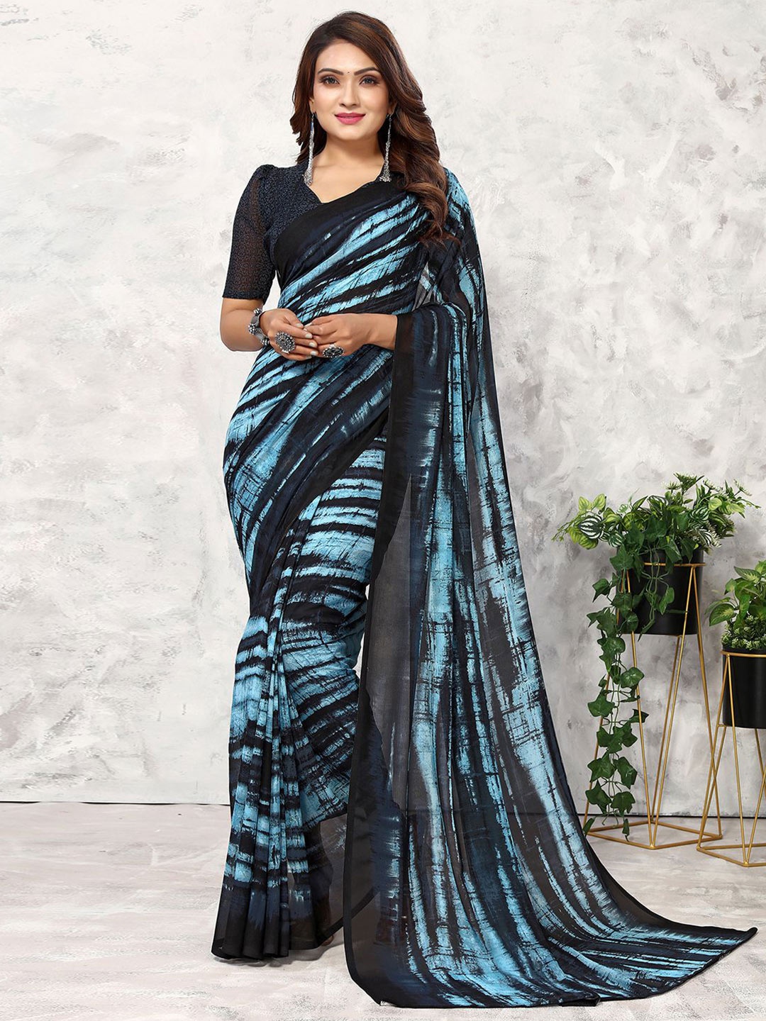 

KALINI Tie and Dye Printed Saree, Blue