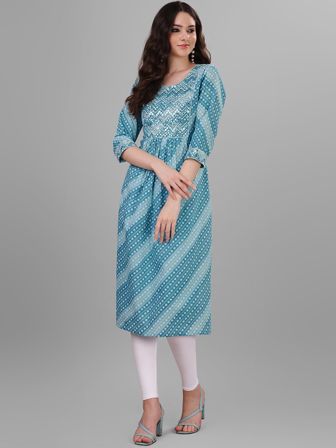 

WEAVLLITE Ethnic Motifs Printed Mirror Work Pure Cotton Kurta, Blue