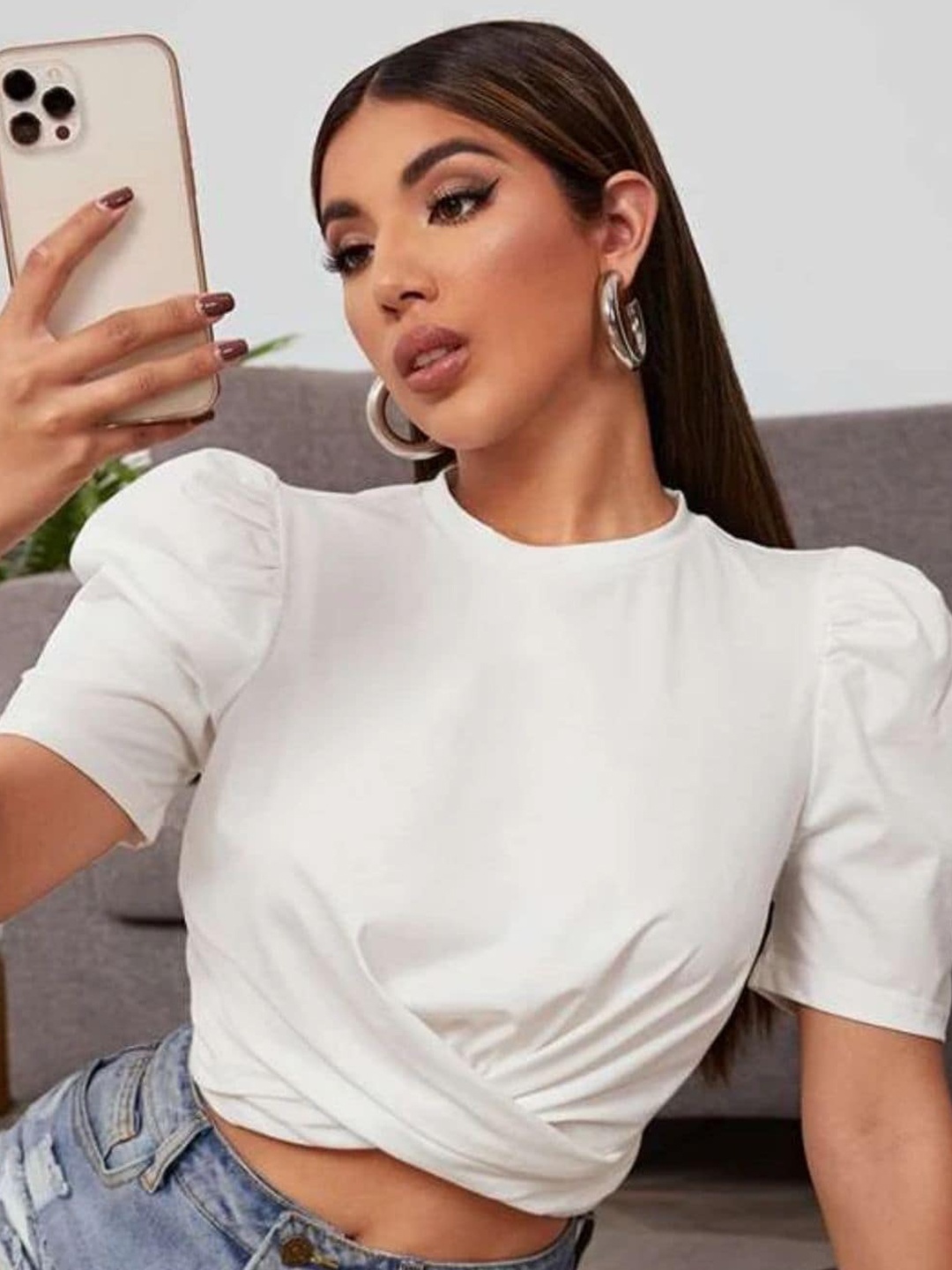 

Styched High Neck Puff Sleeves Twisted Detail Crop Top, White