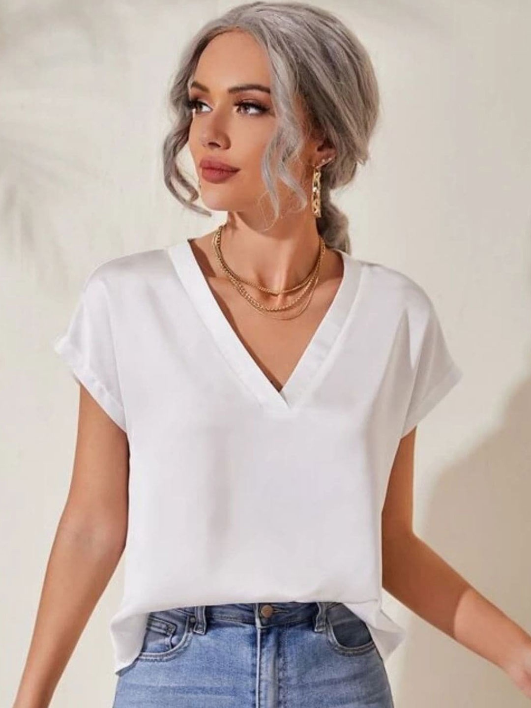 

Styched V-Neck Extended Sleeves Cotton Top, White