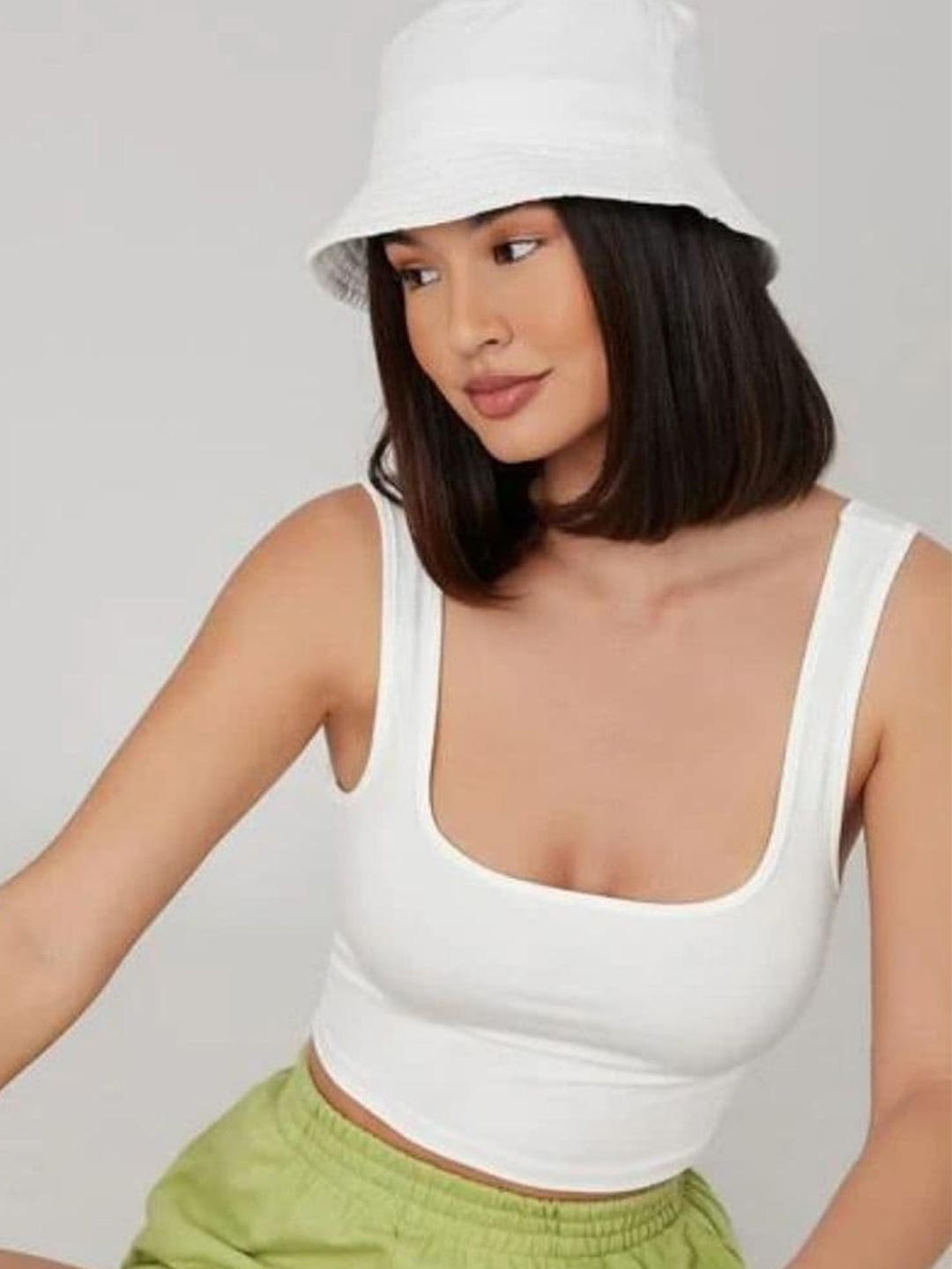 

Styched Fitted Sleeveless Crop Top, White