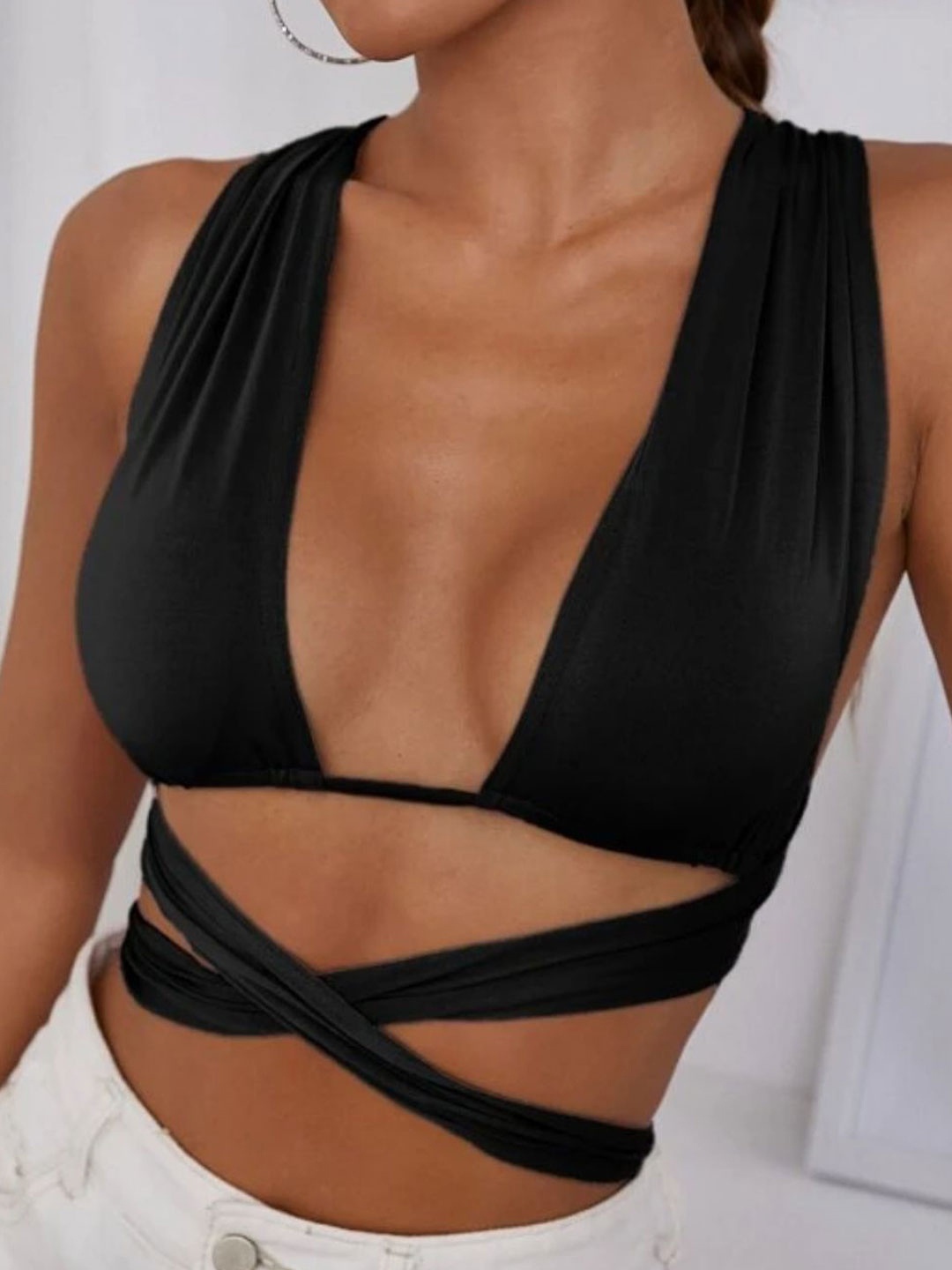 

Styched V-Neck Sleeveless Waist Tie Ups Detail Styled Back Crop Top, Black