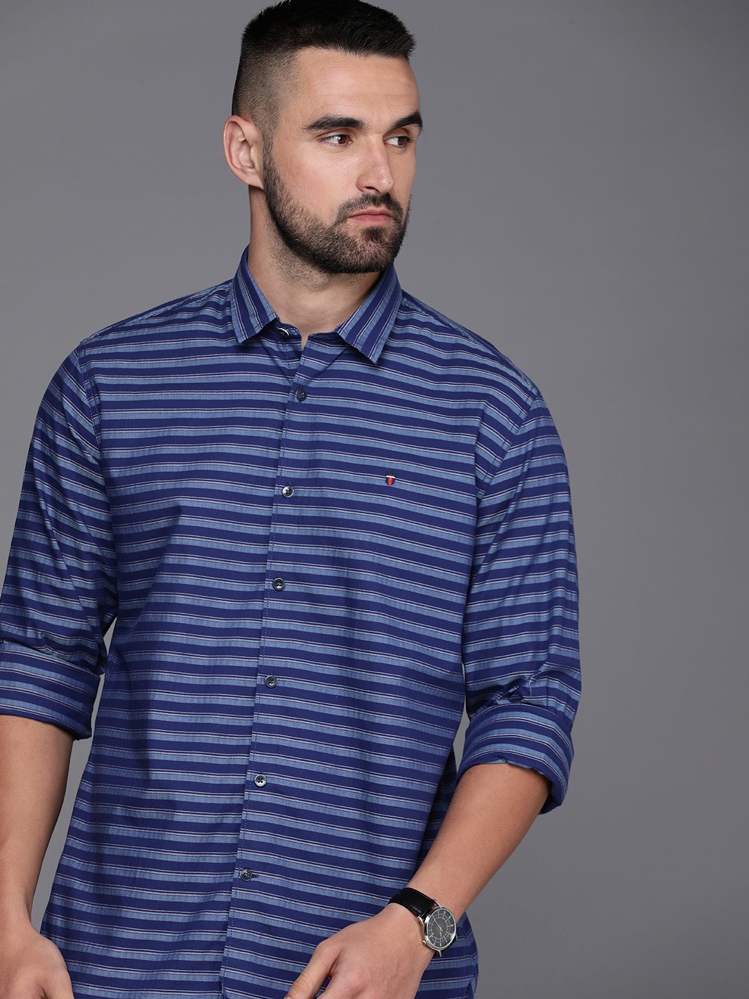 

Louis Philippe Sport Men Slim Fit Horizontal Striped Pure Cotton Casual Shirt, Blue