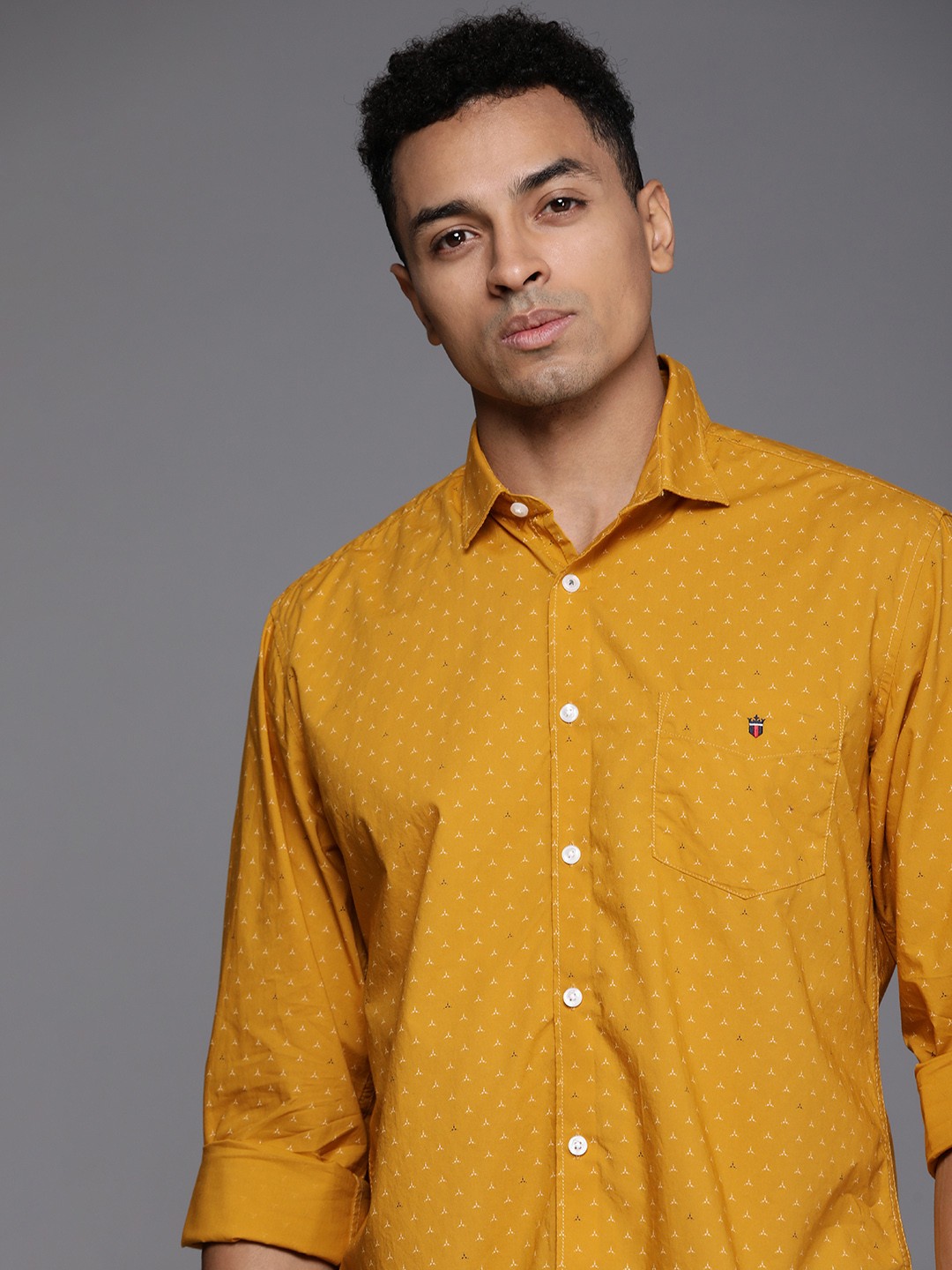 

Louis Philippe Sport Men Slim Fit Printed Pure Cotton Casual Shirt, Yellow