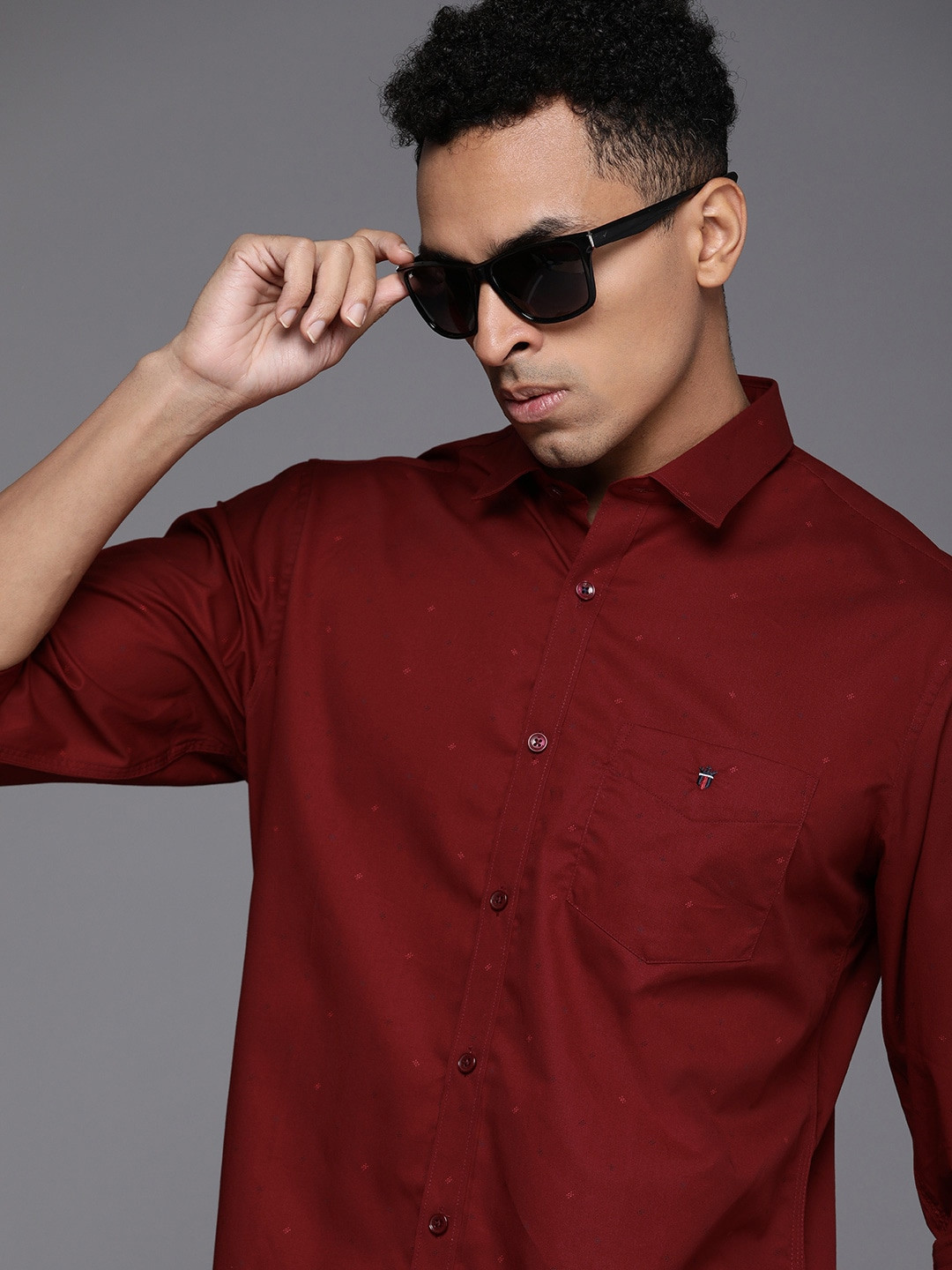 

Louis Philippe Sport Slim Fit Printed Pure Cotton Casual Shirt, Maroon