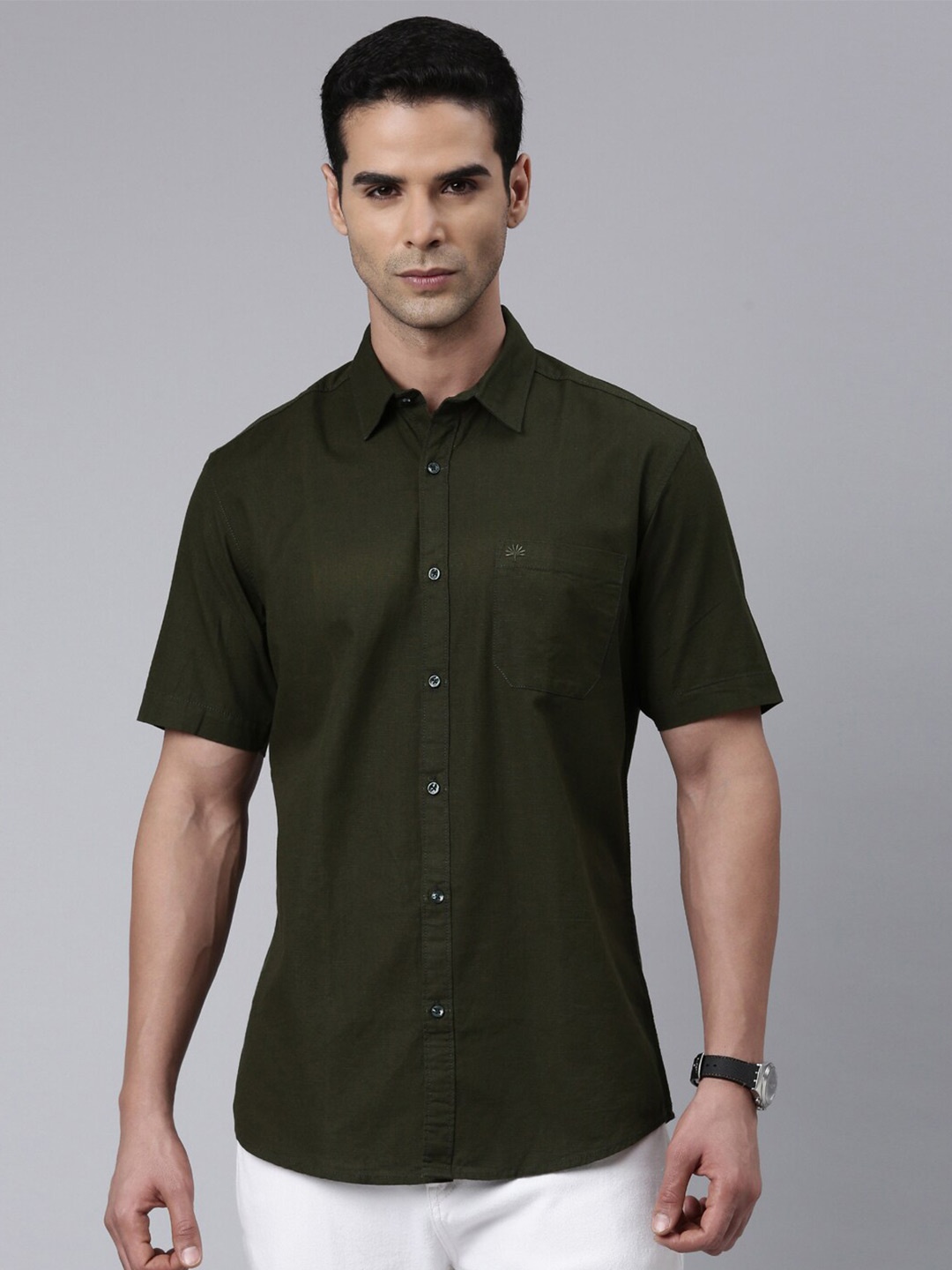 

Chennis Classic Slim Fit Opaque Pure Cotton Casual Shirt, Green
