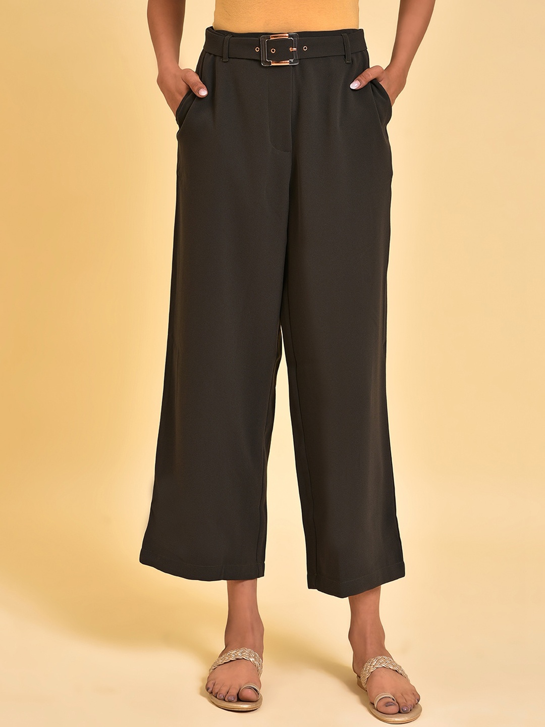 

W Women Olive Green Comfort Cropped Culottes Trousers With Belt