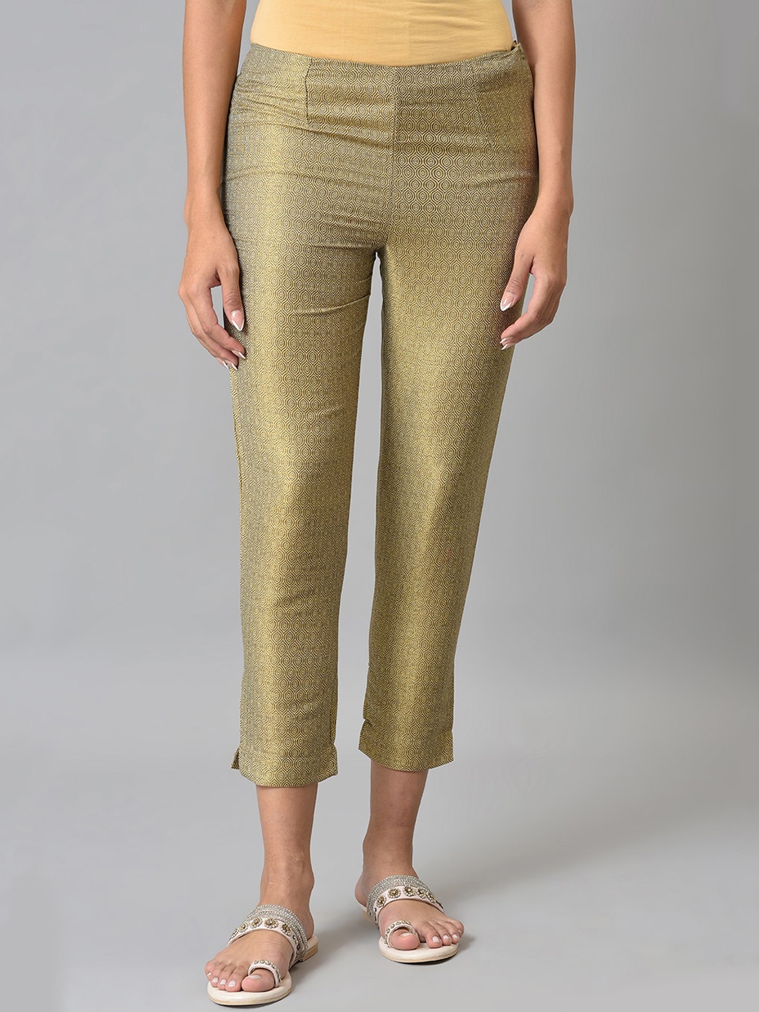 

W Women Gold-Toned Woven Design Comfort Slim Fit Cropped Trousers