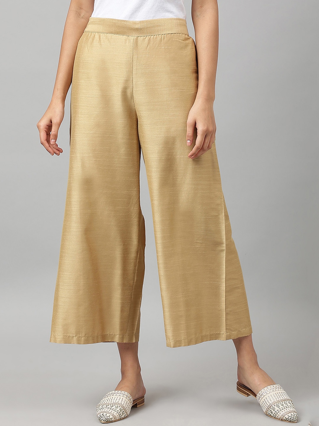 

W Women Gold-Toned Comfort Cropped Parallel Trousers