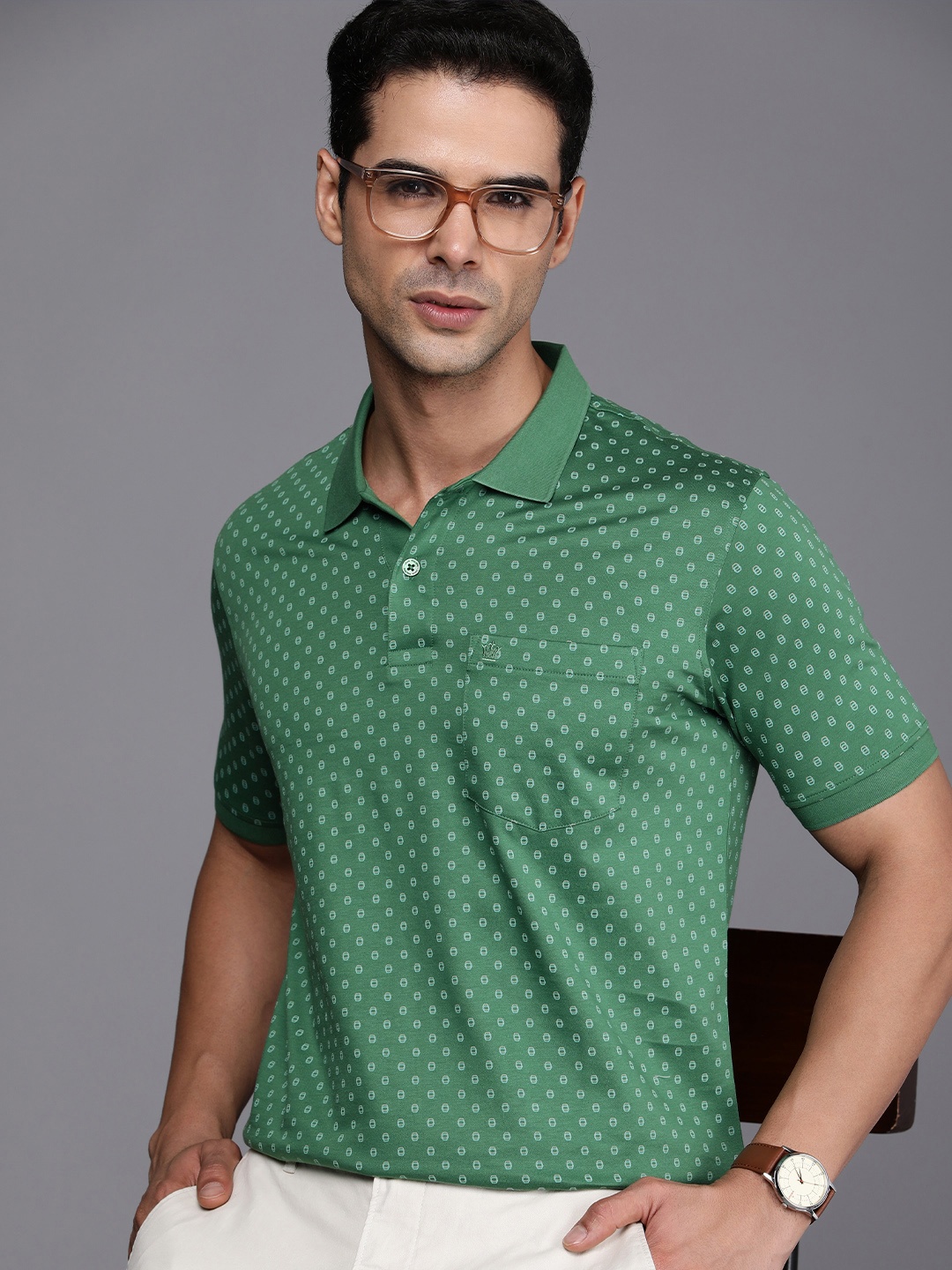 

Louis Philippe Geometric Printed Polo Collar Pure Cotton T-shirt With Chest Pocket, Green