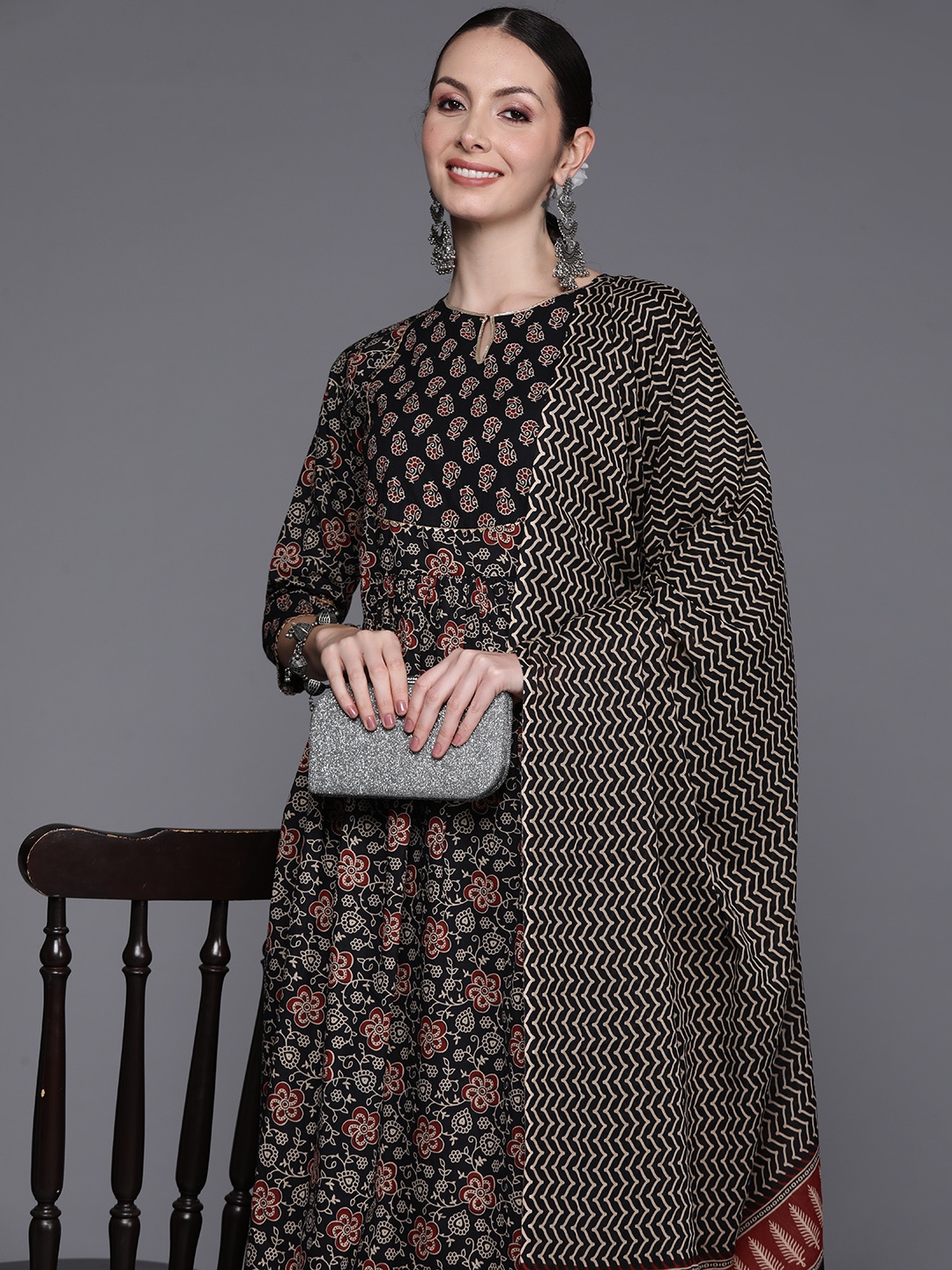 

Indo Era Ethnic Motifs Printed Gotta Patti Pure Cotton Kurta with Trousers & Dupatta, Black