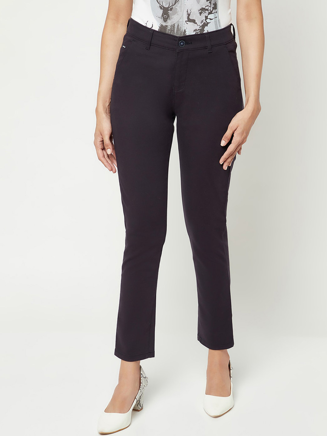 

Crimsoune Club Women Slim Fit Trousers, Navy blue