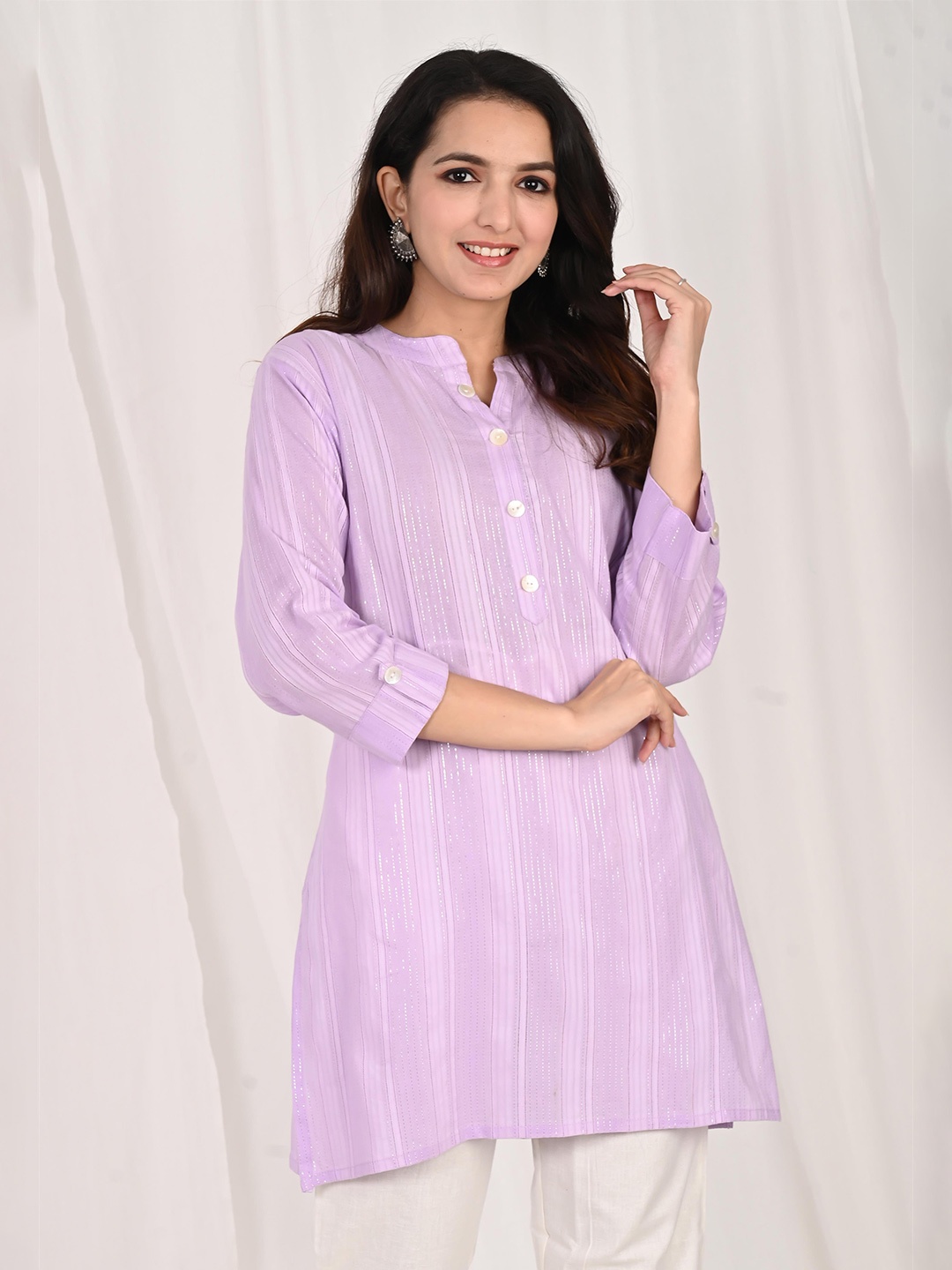 

Do Dhaage Striped Pure Cotton Kurti, Purple