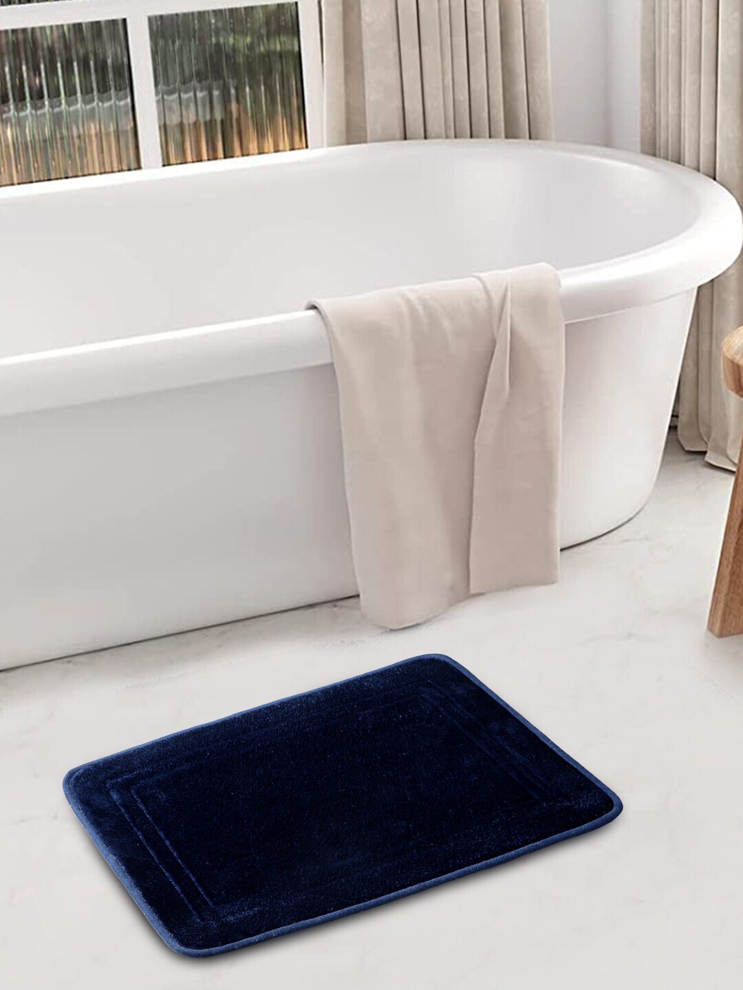 

FABINALIV Blue Geometric Design Bath Mat