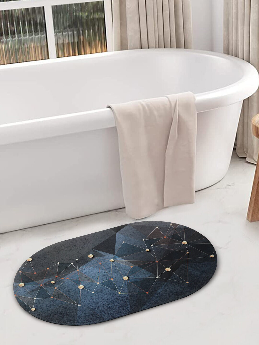 

FABINALIV Black & Beige Geometric Design 1450GSM Rubber Bath Mat