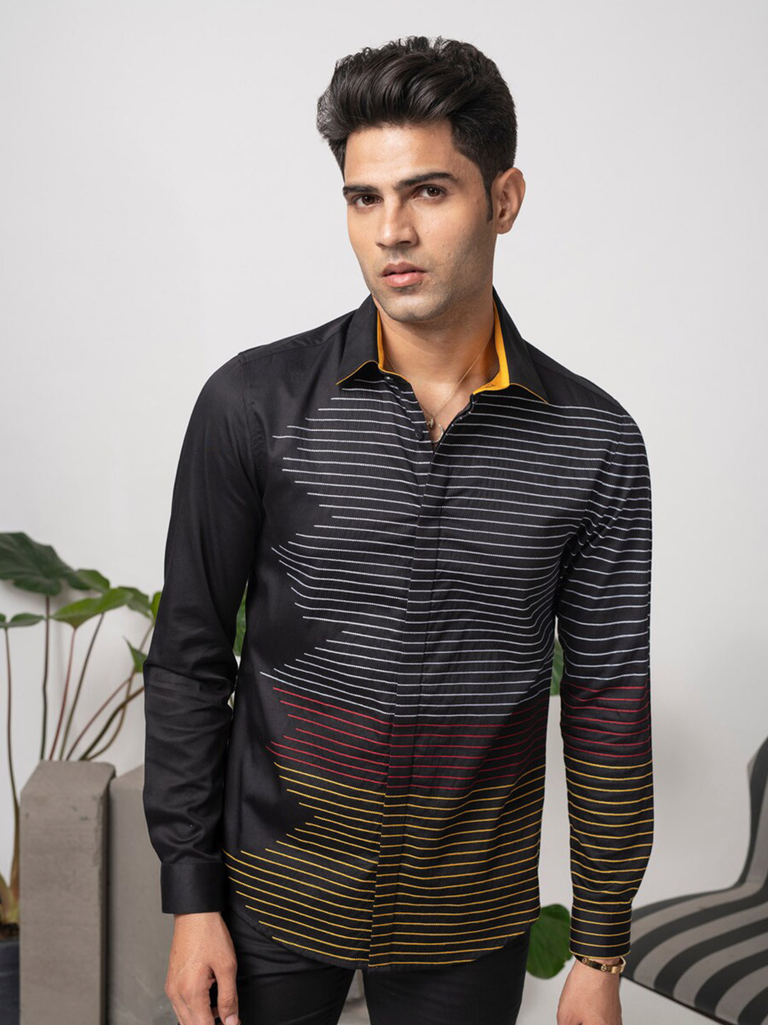 

ABKASA Sharp Slim Fit Horizontal Striped Casual Shirt, Black