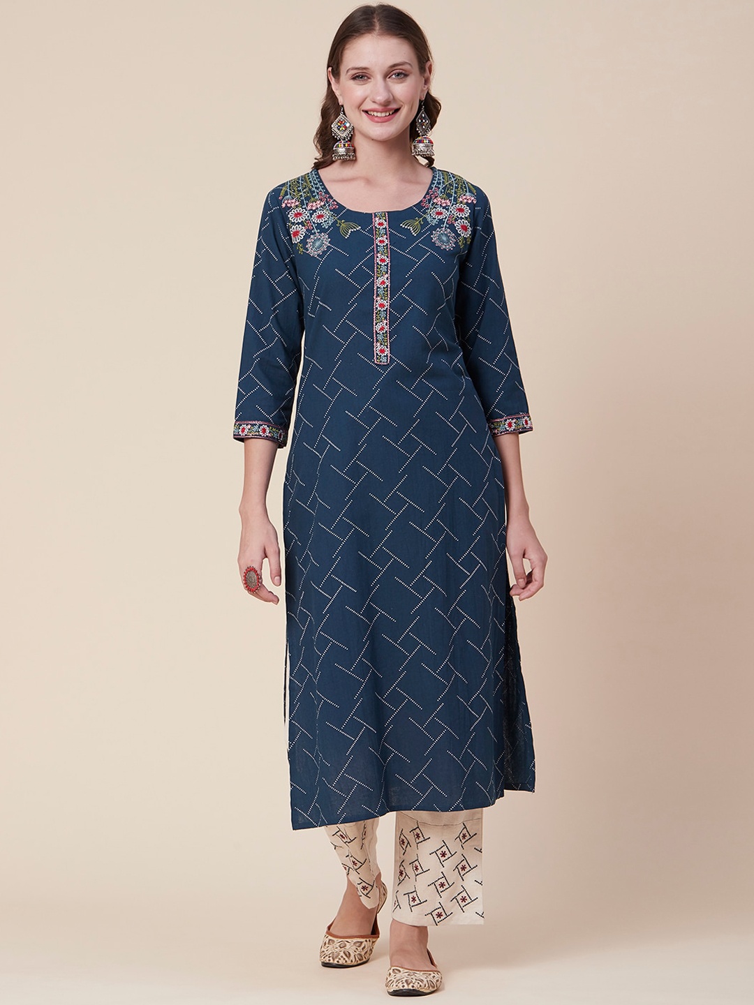 

FASHOR Teal Abstract Printed Thread Work Pure Cotton Kurta with Palazzos