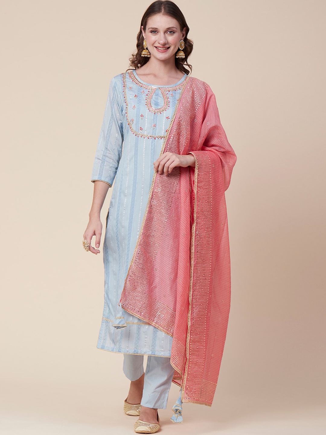 

FASHOR Blue Striped Zardozi Chanderi Silk Kurta & Trousers With Dupatta