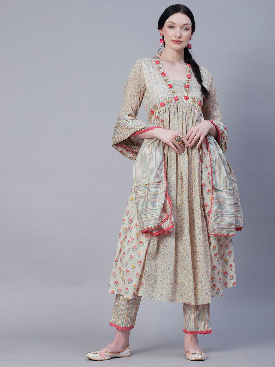 

FASHOR Off White Printed Thread Work Pure Cotton Kurta with Trousers & Dupatta