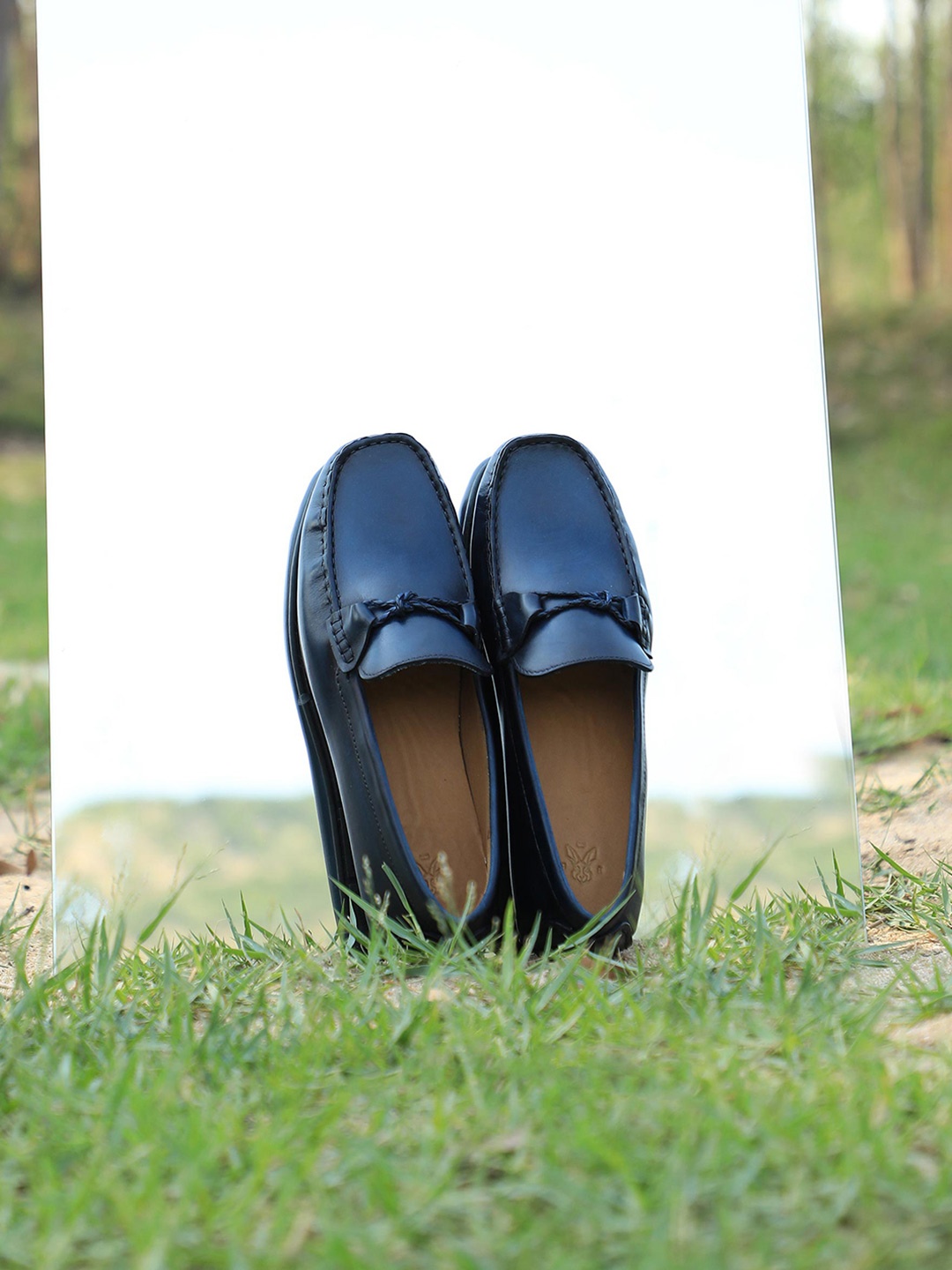 

RARE RABBIT Men Leather Loafers, Navy blue