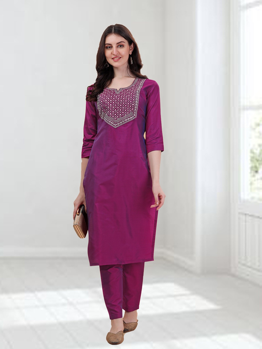 

N N ENTERPRISE Embroidered Sequinned Kurta with Trousers, Purple