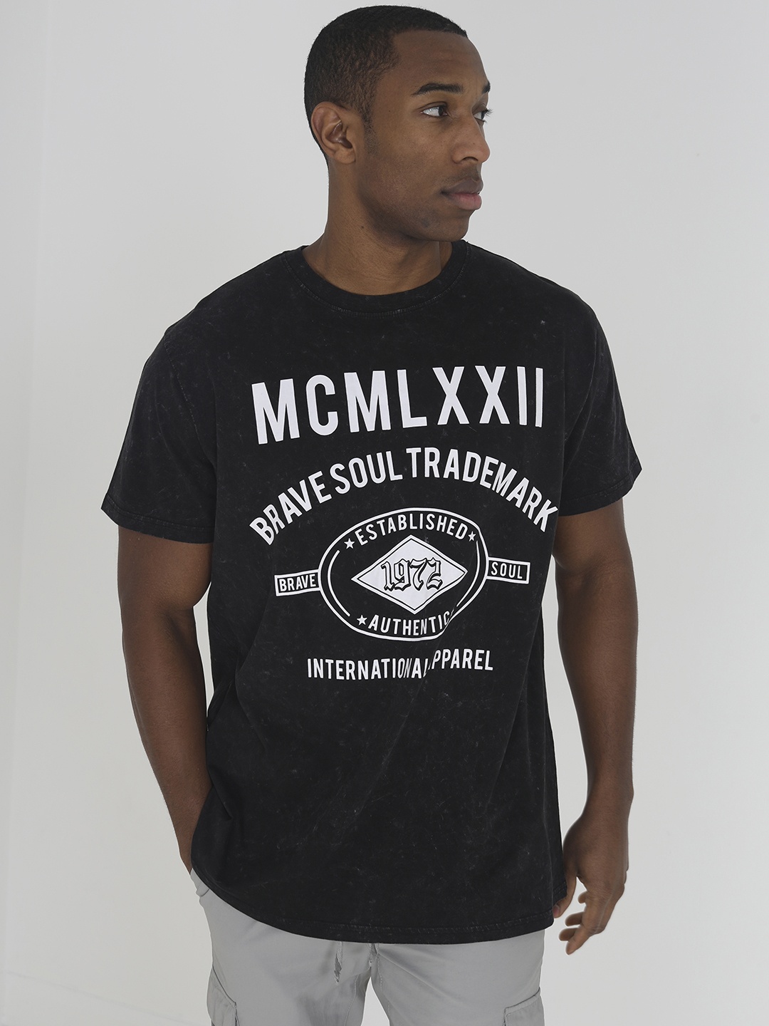 

BRAVE SOUL Typography Printed Pure Cotton Oversized T-shirt, Black