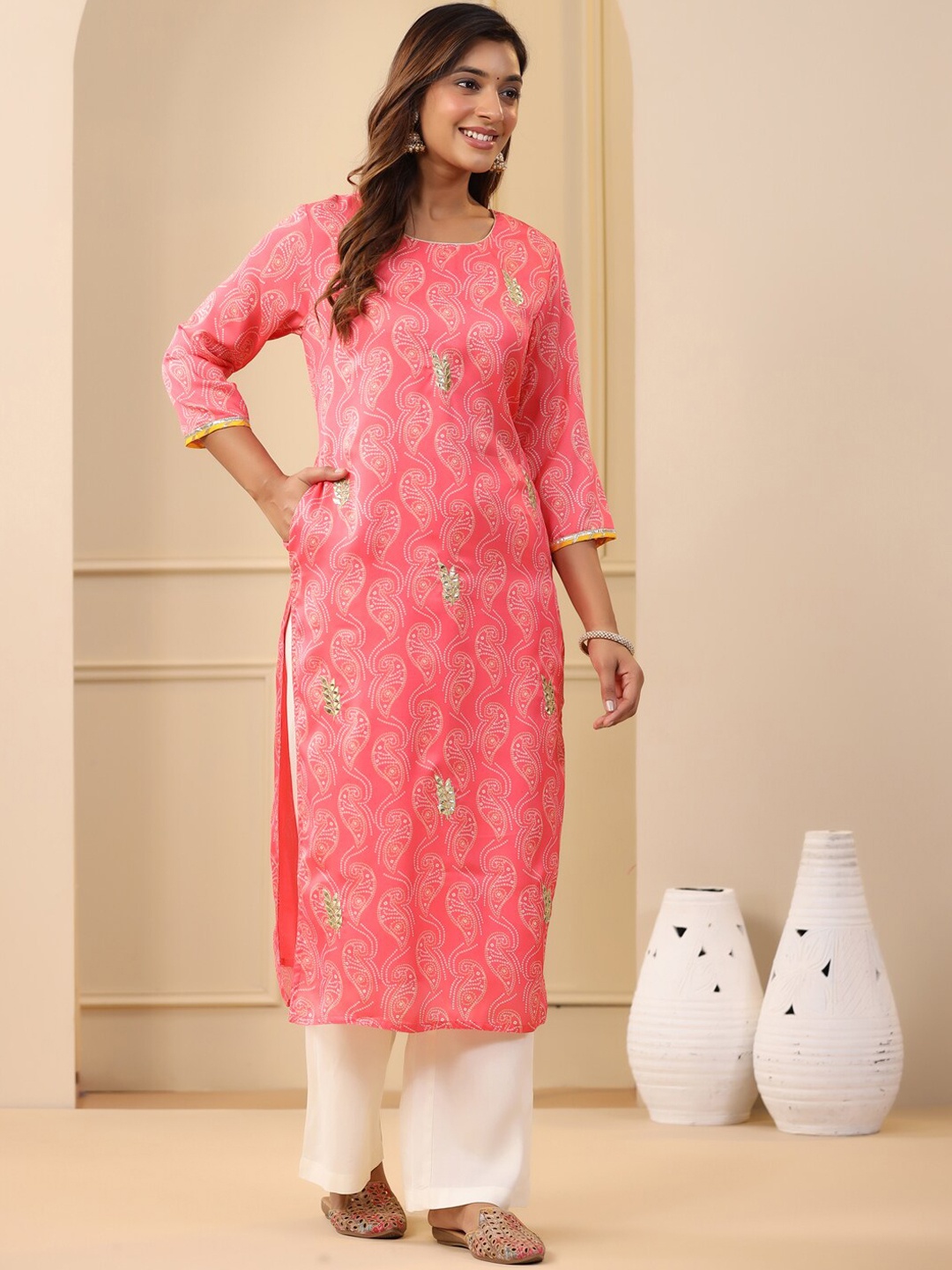 

Jaipur Kurti Ethnic Motifs Printed Embroidered Kurta, Peach
