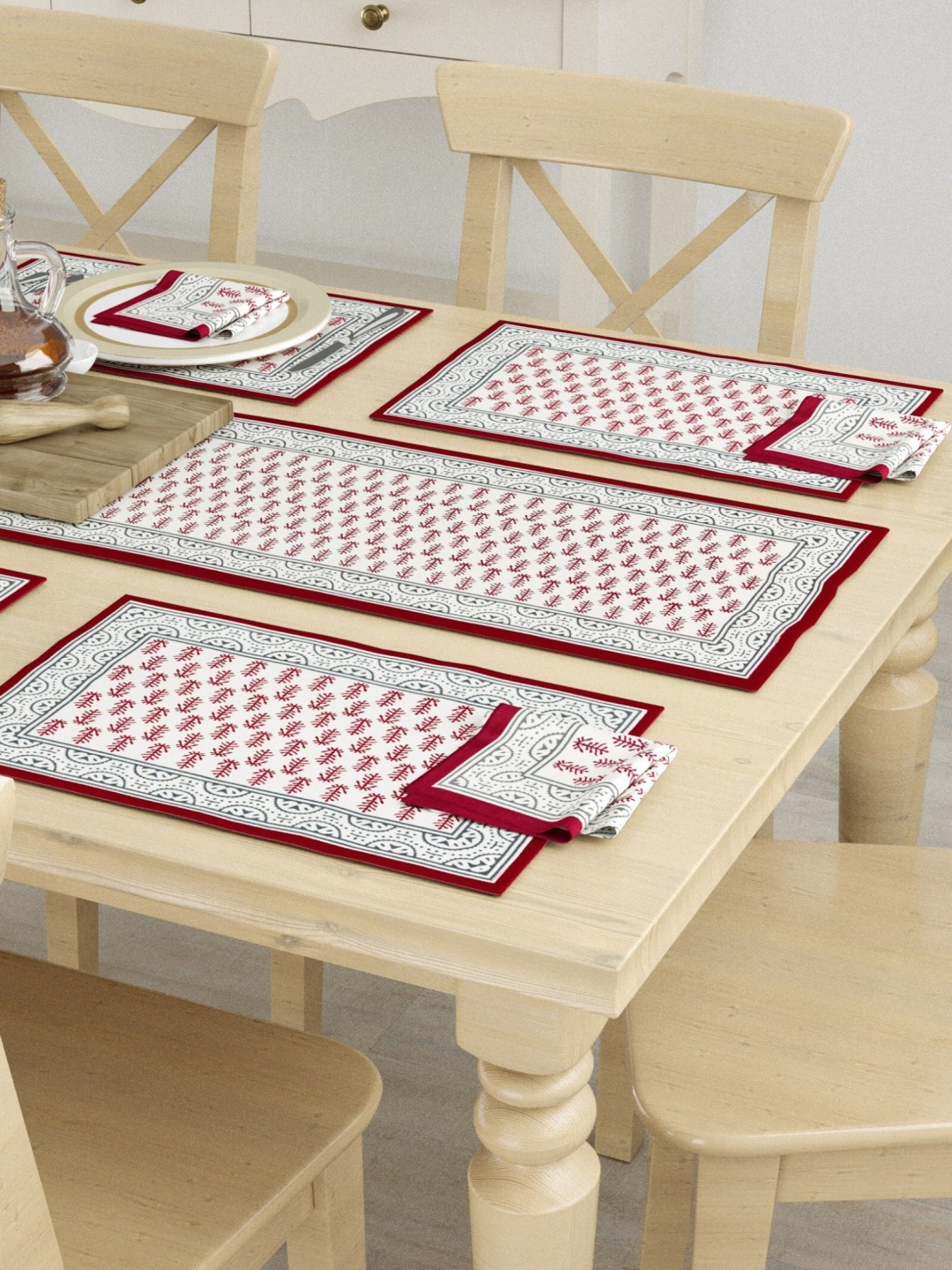 

LIVING ROOTS Red & White 6 Pieces Pure Cotton Table Placemats