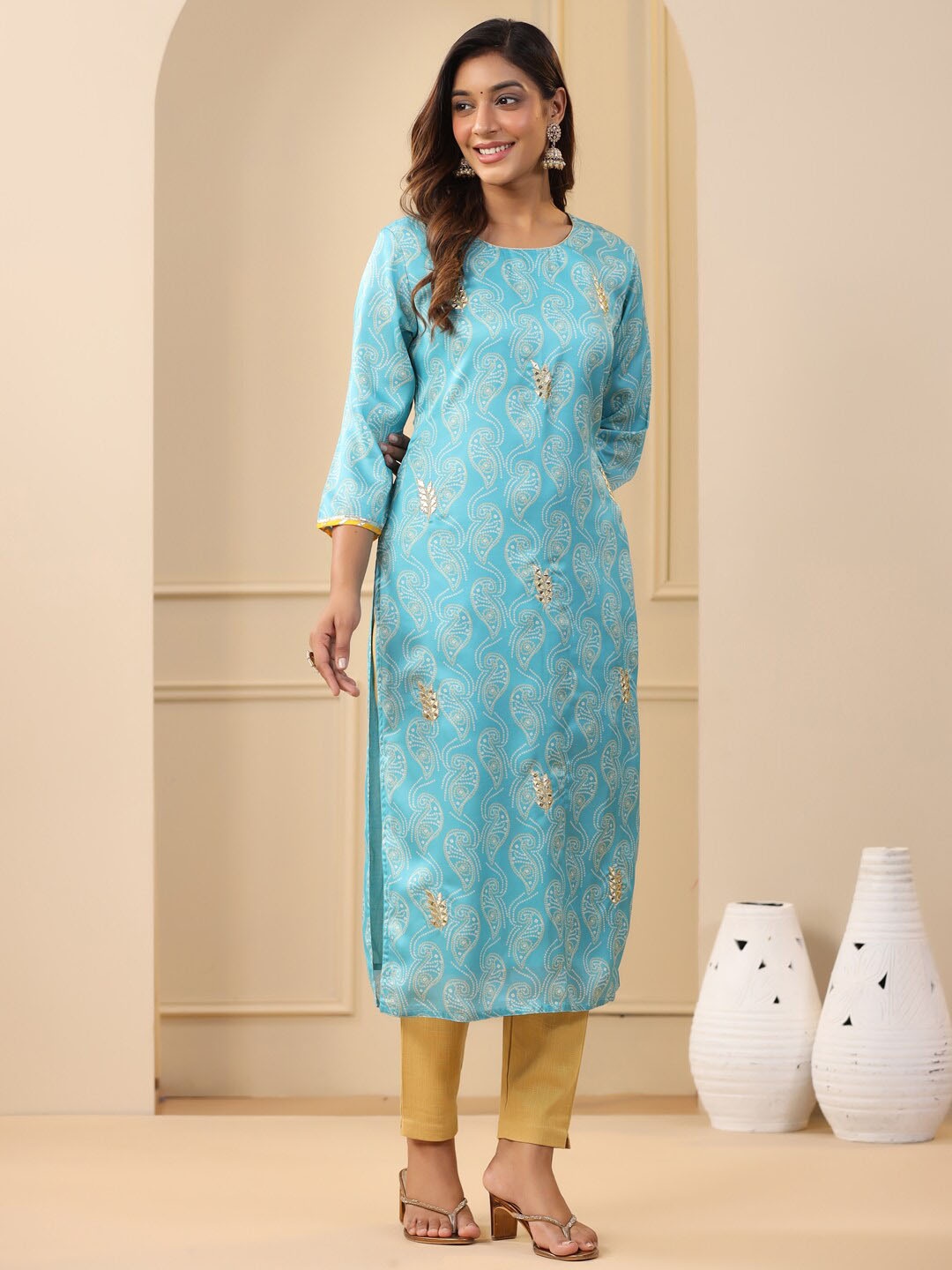 

Jaipur Kurti Blue & Gold Ethnic Motifs Printed Regular Kurta with Trousers