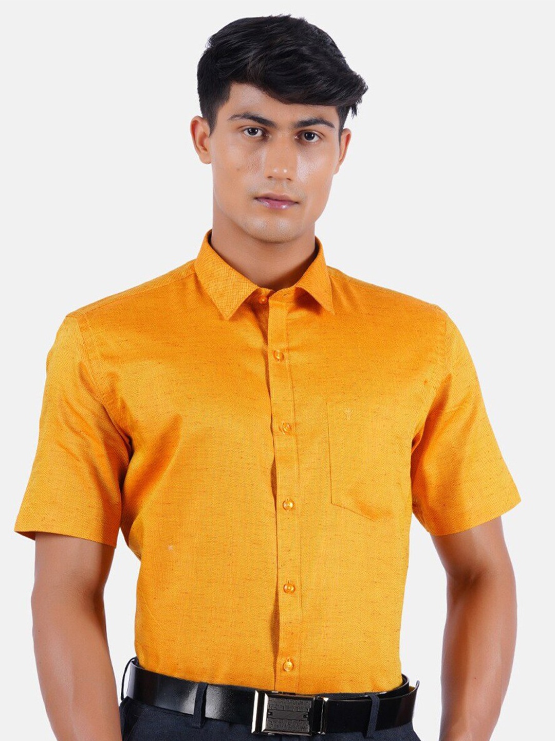 

Ramraj Tailored Fit Spread Collar Pure Cotton Formal Shirt, Orange