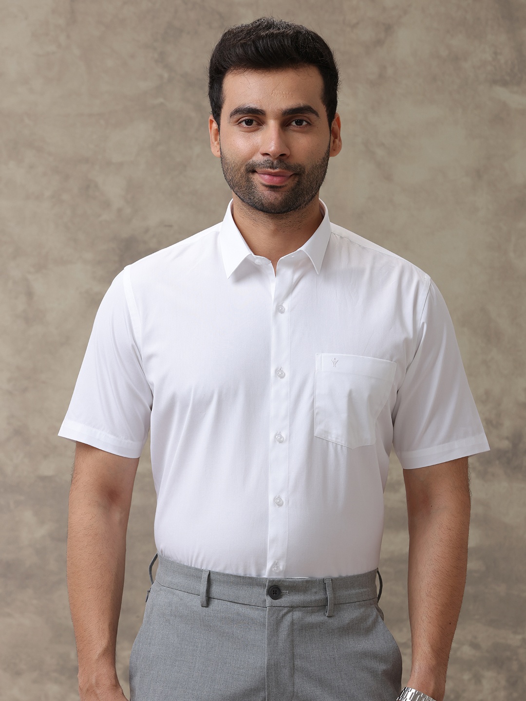 

Ramraj Classic Fit Pure Cotton Casual Shirt, White