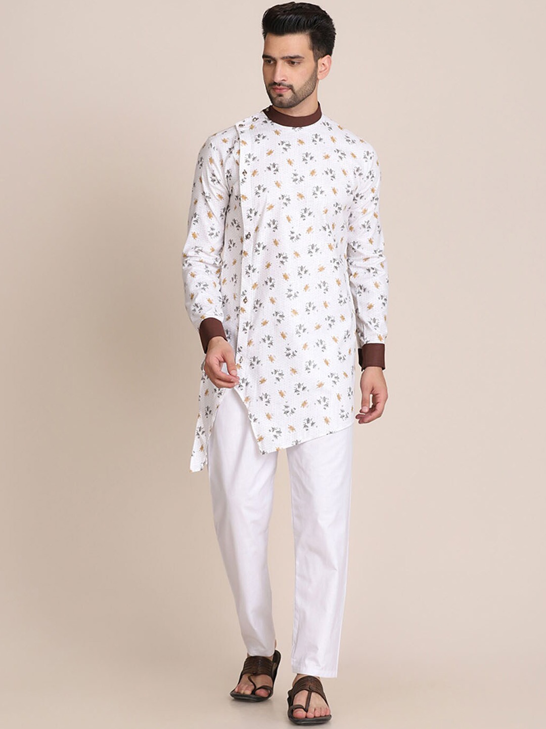 

TAHVO Mandarin Collar Floral Panelled Pure Cotton Kurta with Pyjamas, White