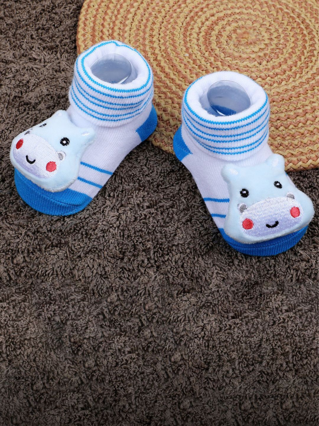 

Baby Moo Infants Applique Embellished Soft And Comfortable Anti-Slip Cotton Socks Booties, White