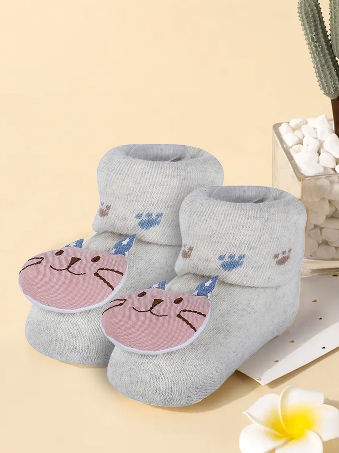 

Baby Moo Infants Applique Embellished Soft And Comfortable Anti-Slip Cotton Socks Booties, Grey