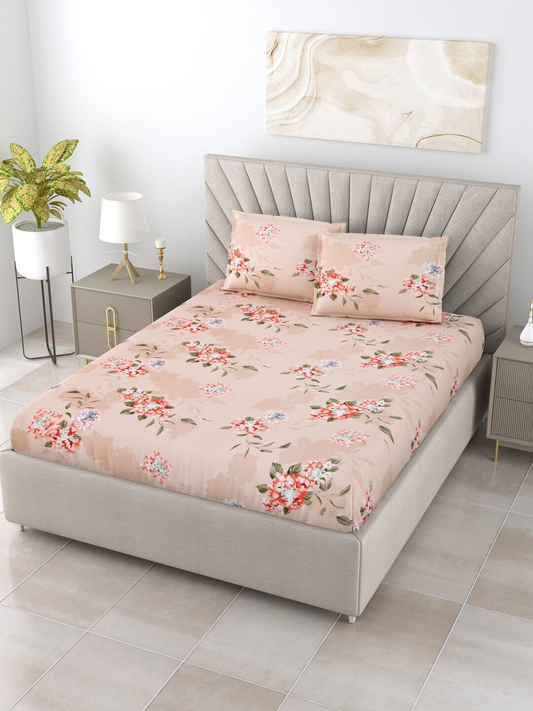 

Salona Bichona Beige & Red Floral 144 TC Queen Bedsheet With 2 Pillow Covers