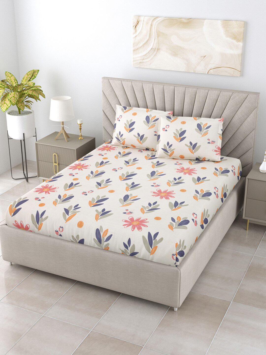

Salona Bichona Cream-Coloured & Pink Floral 144 TC Queen Bedsheet With 2 Pillow Covers