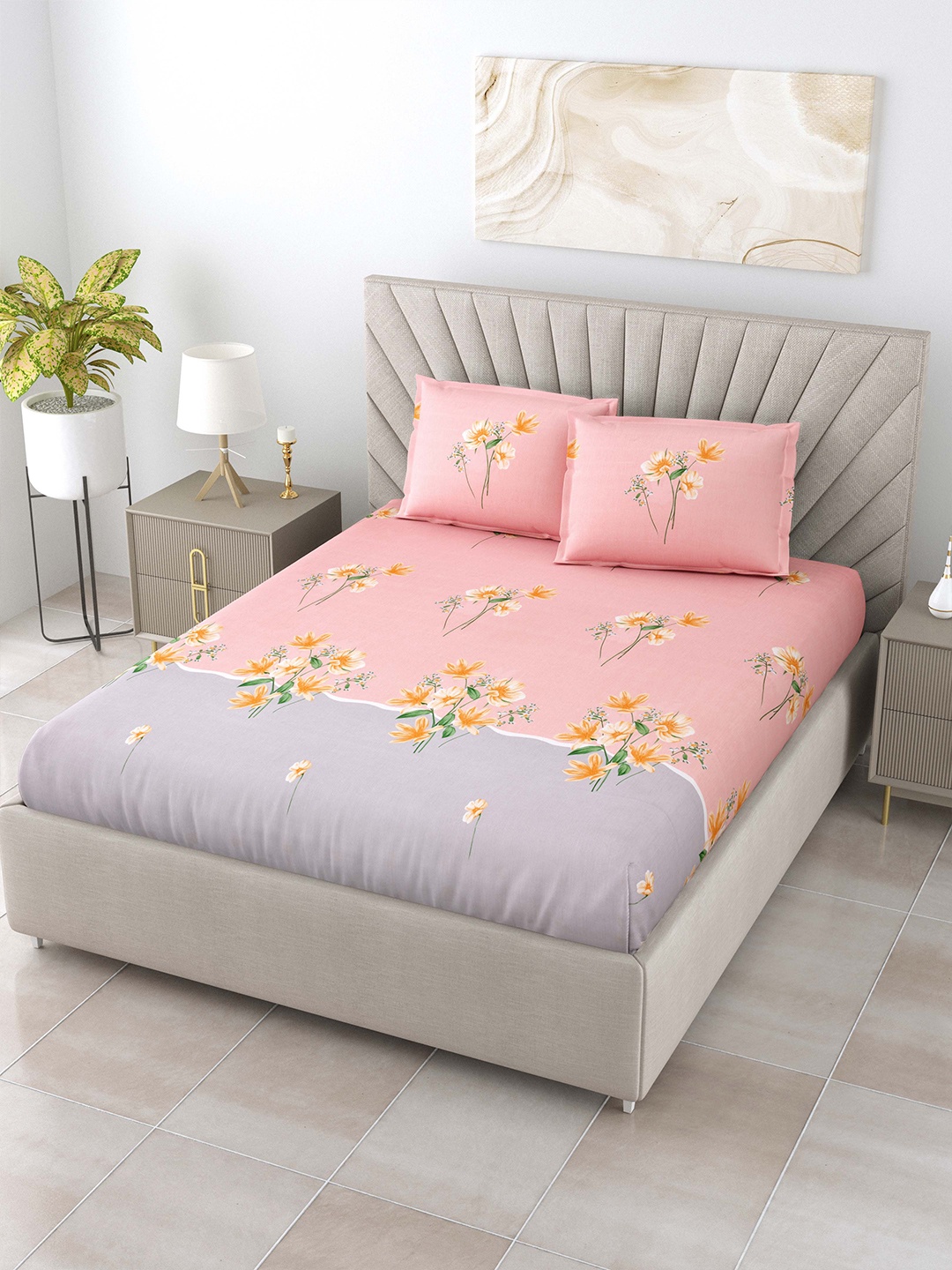 

Salona Bichona Pink & Orange Floral 144 TC King Bedsheet With 2 Pillow Covers