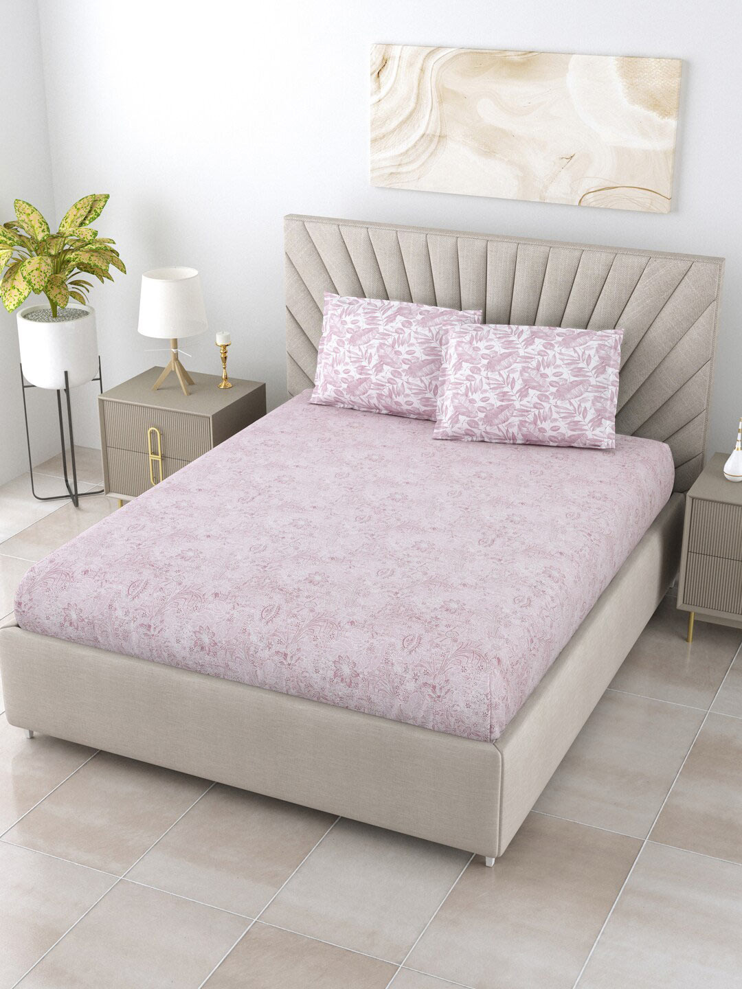 

Salona Bichona Pink & White Floral 180 TC Cotton Queen Bedsheet With 2 Pillow Covers