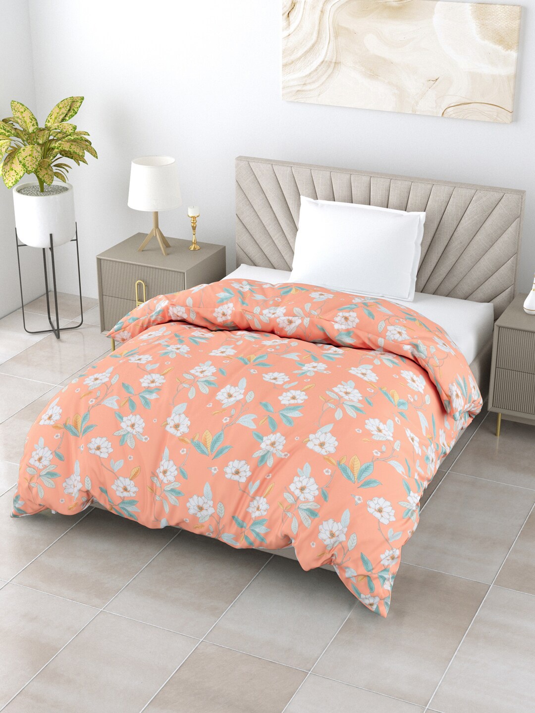 

Salona Bichona Impression Peach & White Floral AC Room 150 GSM Single Bed Comforter