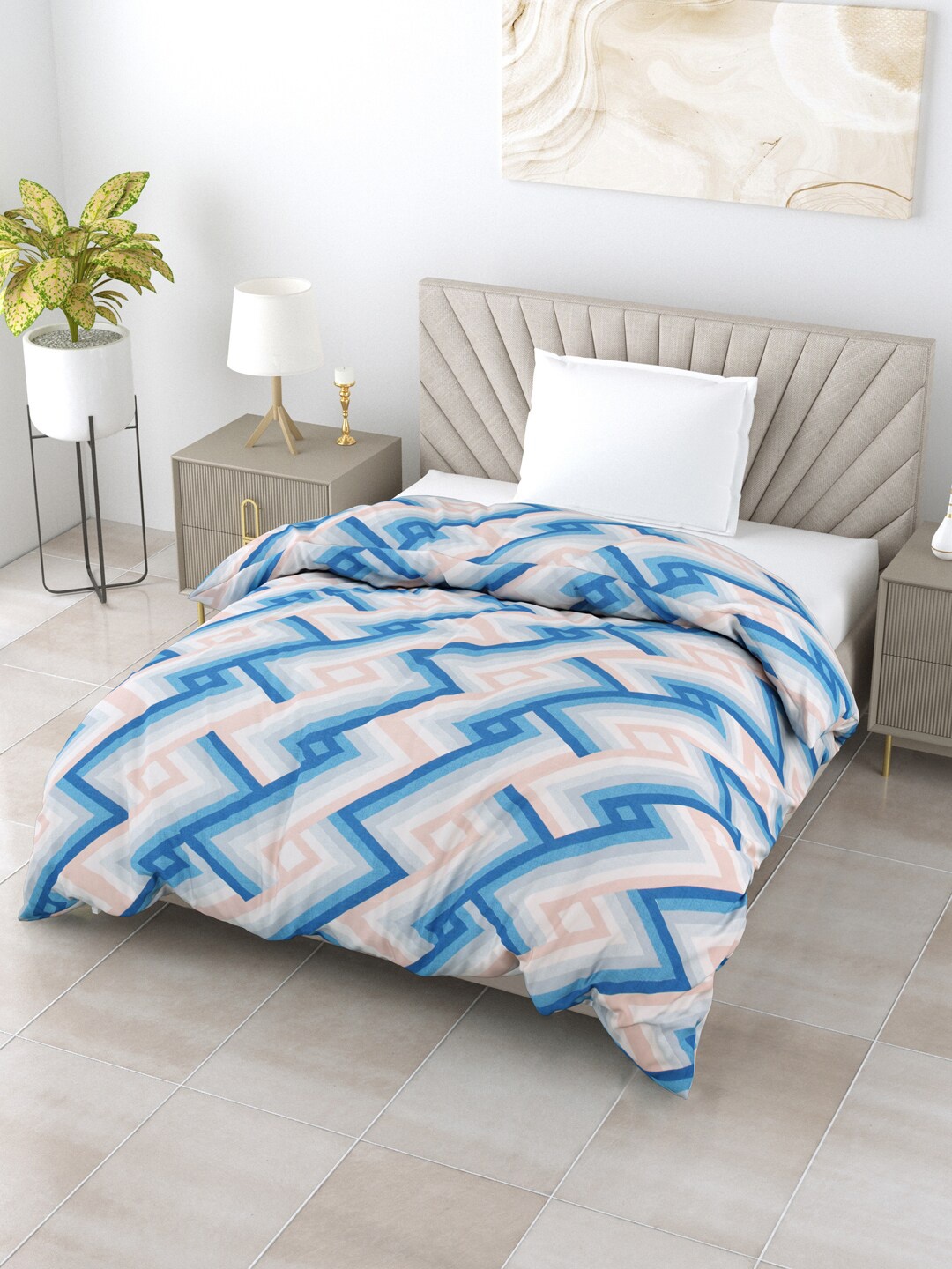 

Salona Bichona Impression Blue Printed AC Room 150 GSM Single Bed Comforter