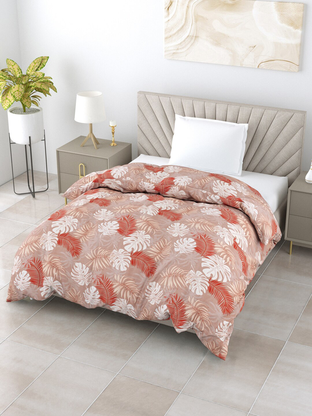 

Salona Bichona Beige & White Floral AC Room 150 GSM Single Bed Comforter
