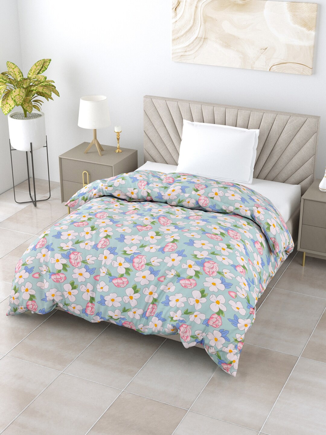 

Salona Bichona Turquoise Blue & Pink Floral AC Room 150 GSM Single Bed Comforter