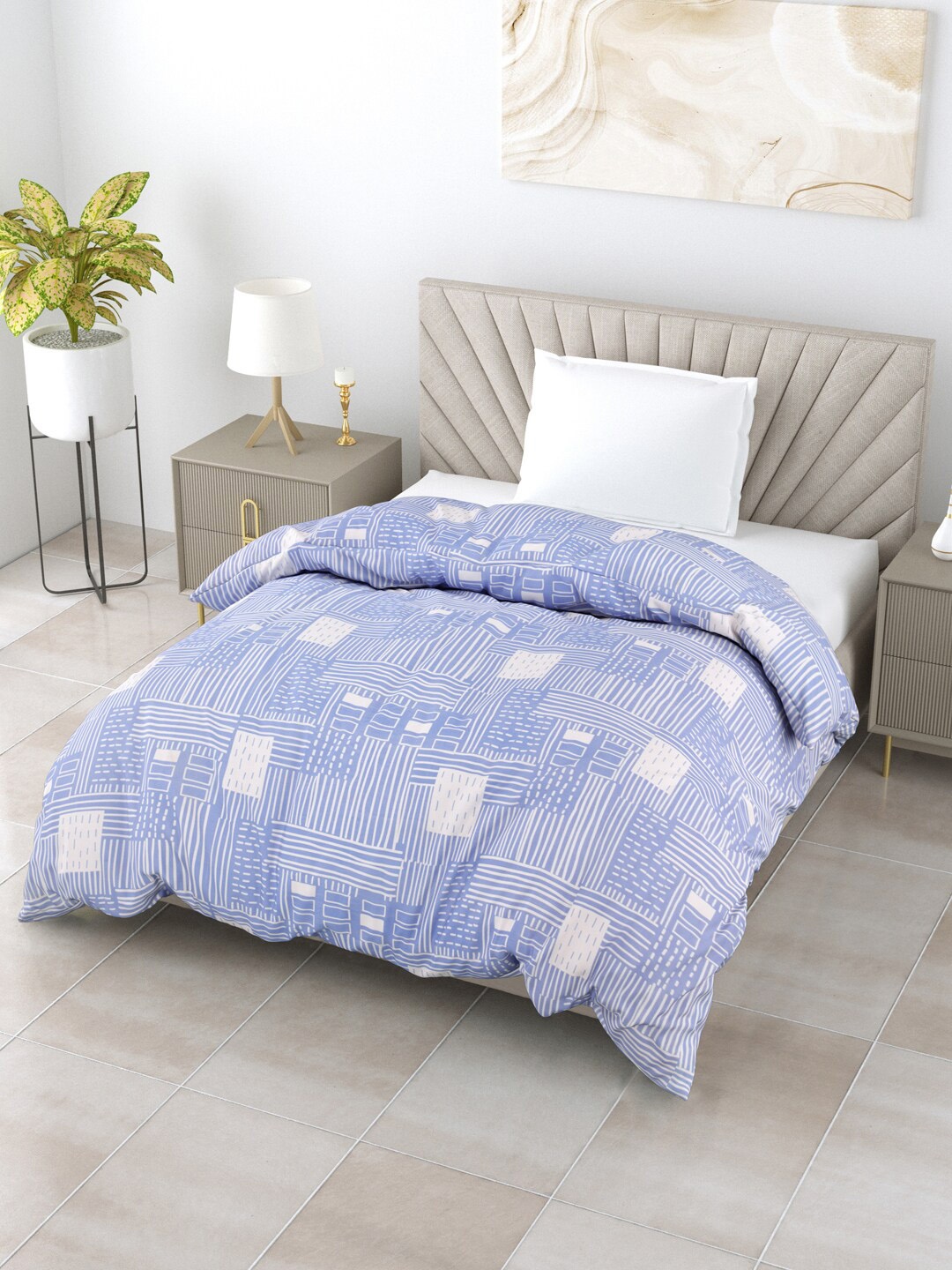 

Salona Bichona Blue & White Geometric AC Room 150 GSM Single Bed Comforter
