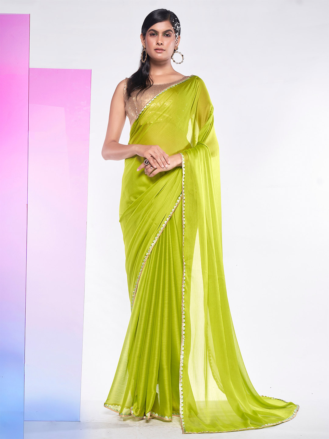 

Kalista Green & Gold-Toned Pure Georgette Saree